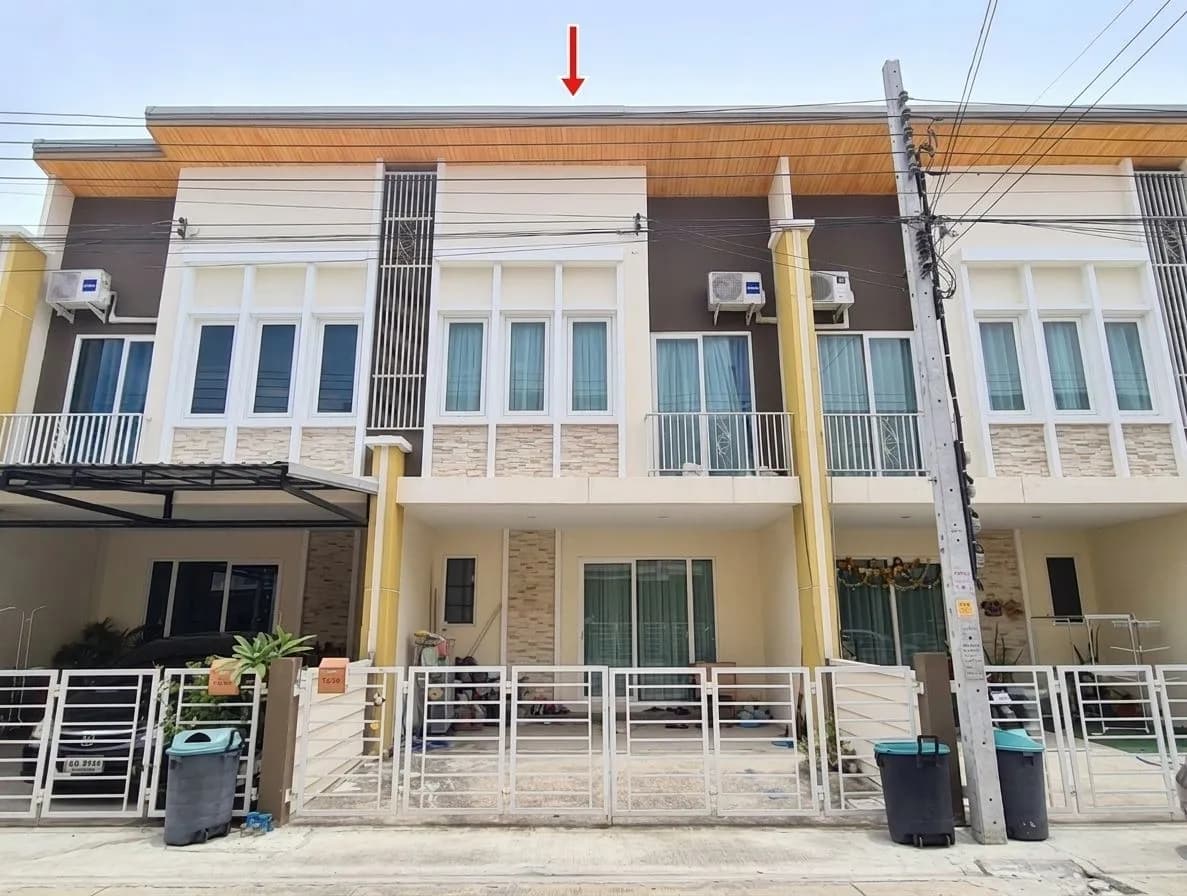 Golden Town Srinakarin-Sukhumvit โกลเด้น ทาวน์ ศรีนคริทร์-สุขุมวิท